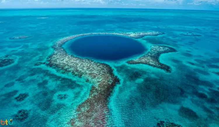 The Great Blue Hole 1