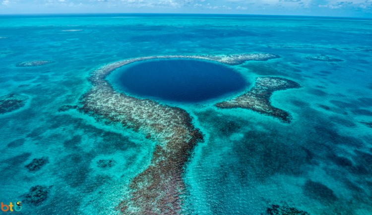 The Great Blue Hole 1