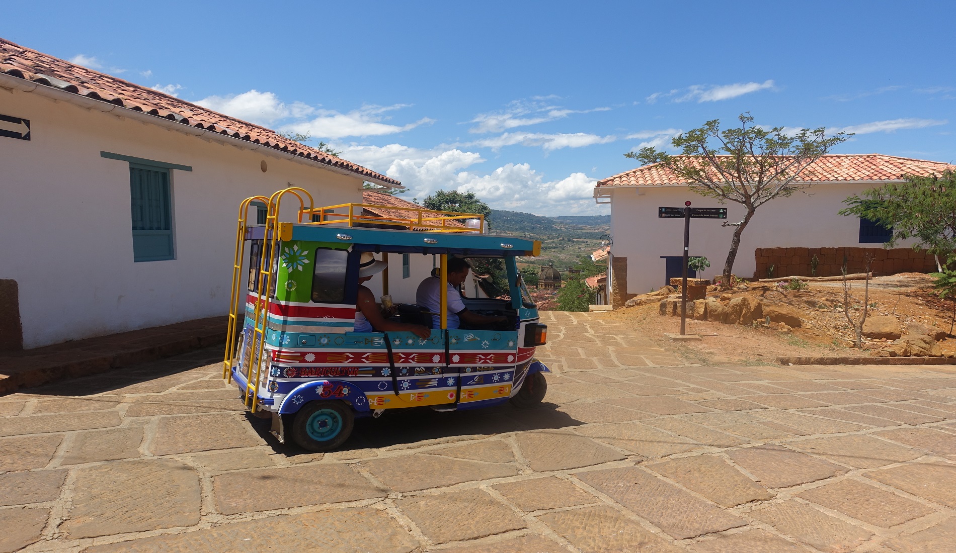 barichara tuktuk