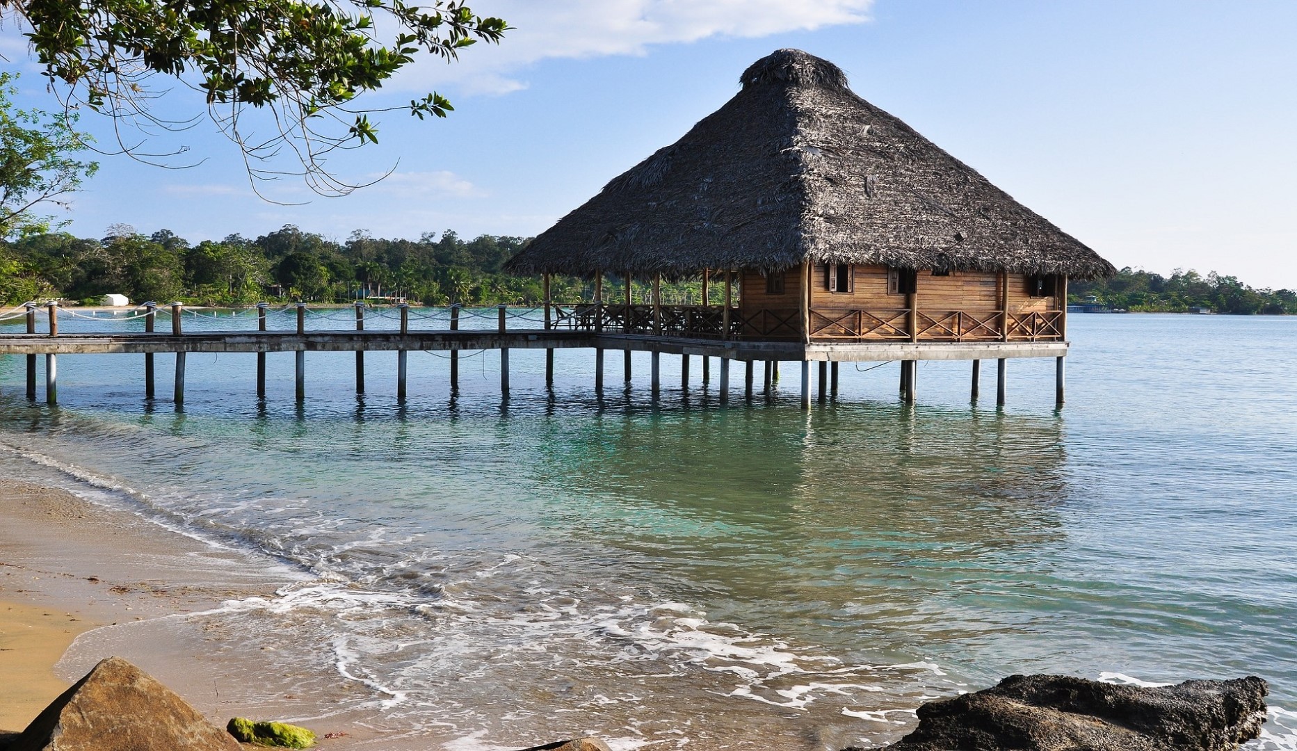 bocas del toro luxe reis panama