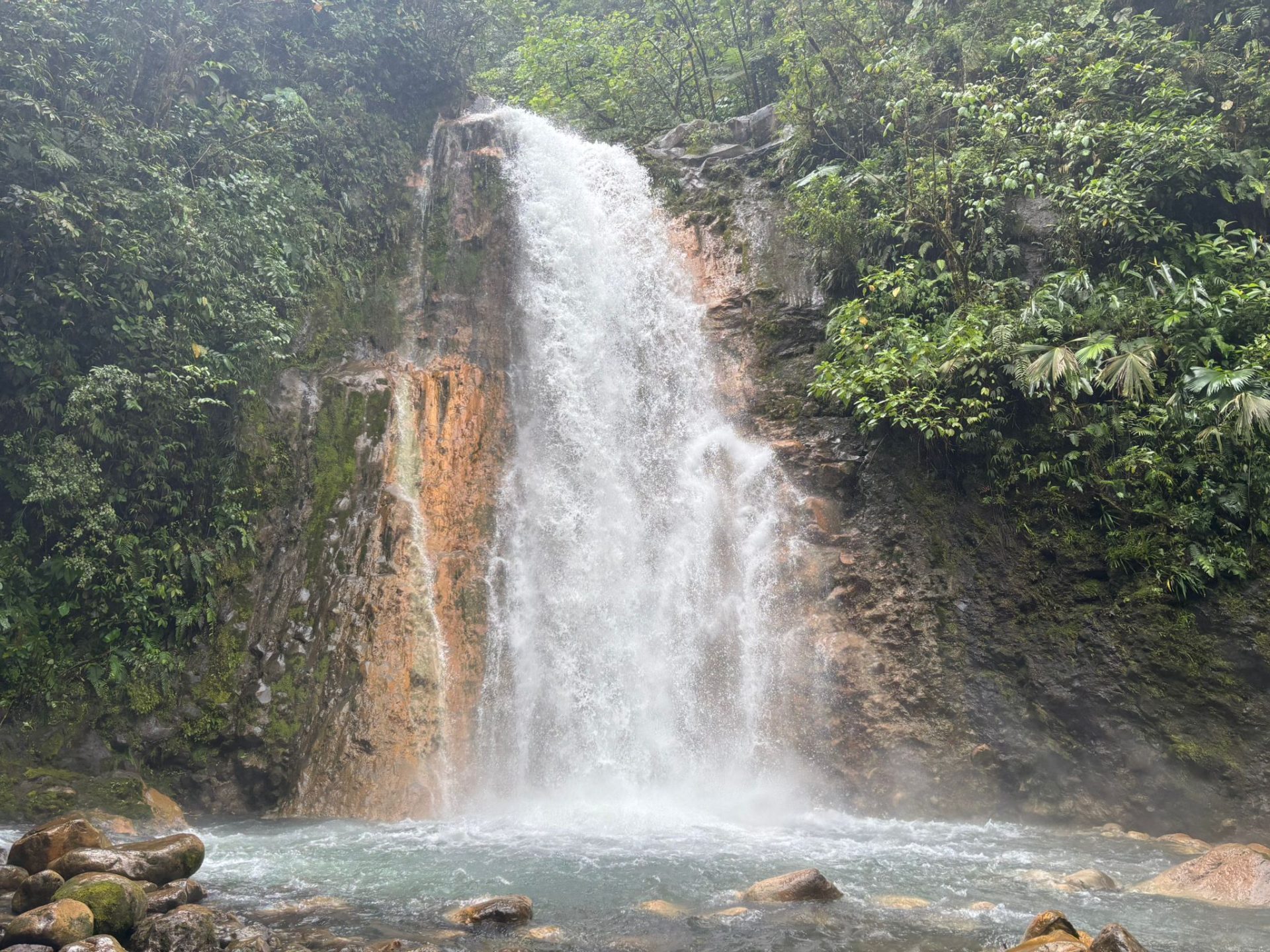 Bajos del Toro Blue Falls Tepezquintle Bajos del Toro Blue Falls Tepezquintle