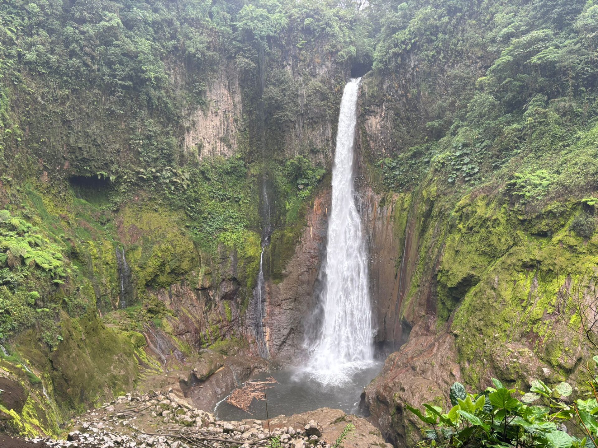 Bajos del Toro Costa Rica Catarata del Toro Bajos del Toro Costa Rica Catarata del Toro
