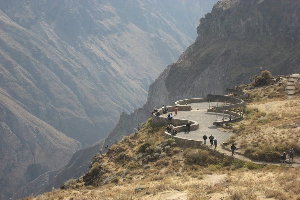 Colca Canyon Cruz del Condor 