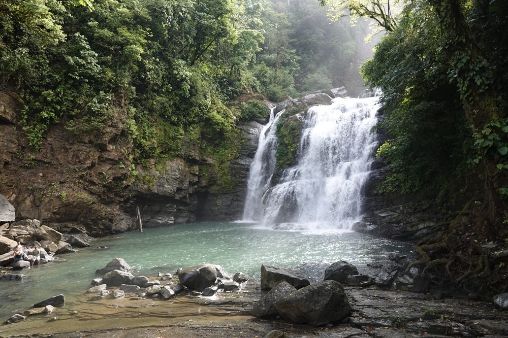 Unico Travel Costa Rica Waterfall Unico Travel Costa Rica Waterfall ()