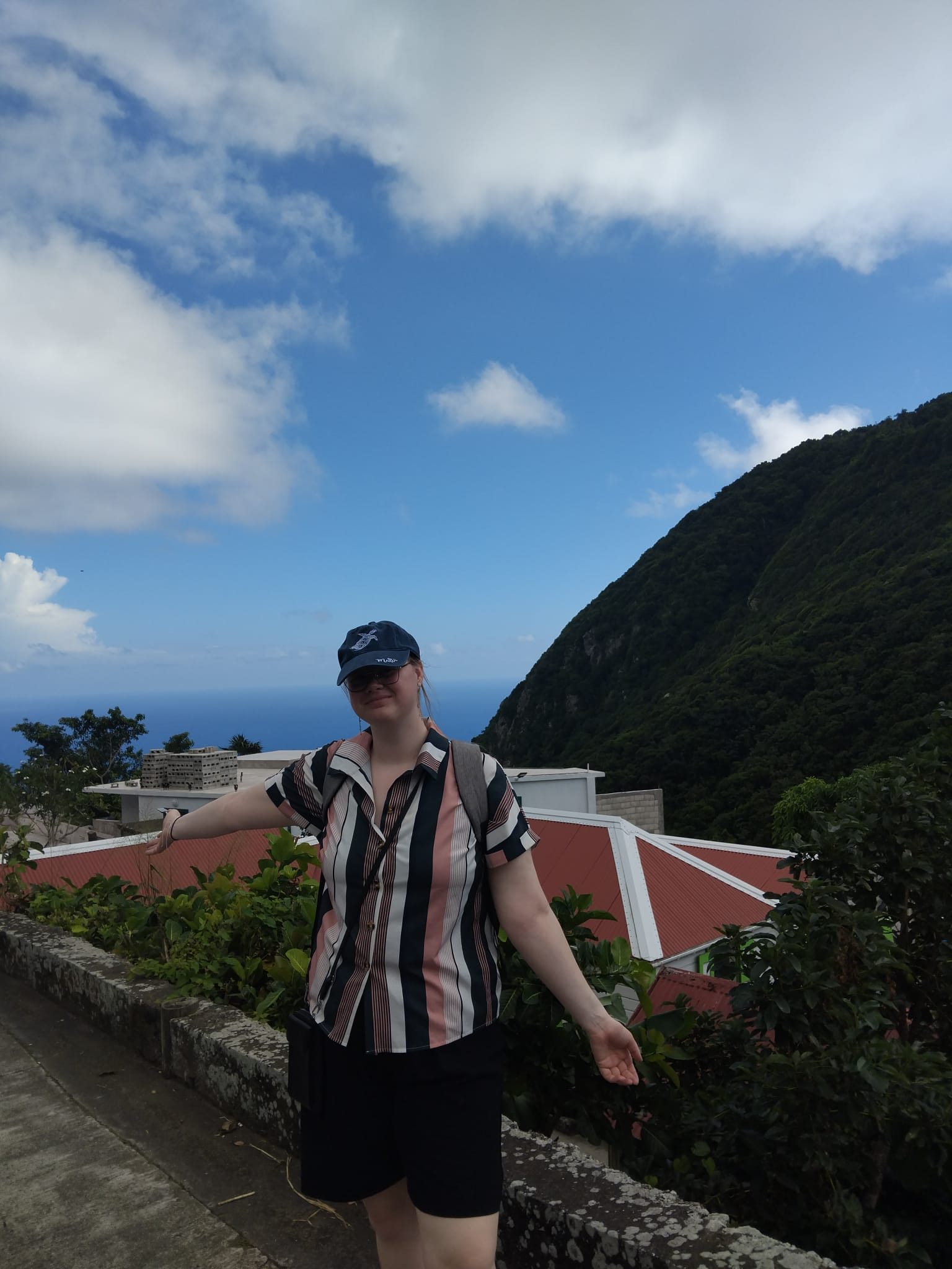 Melissa Unico Travel () Melissa Unico Travel ()