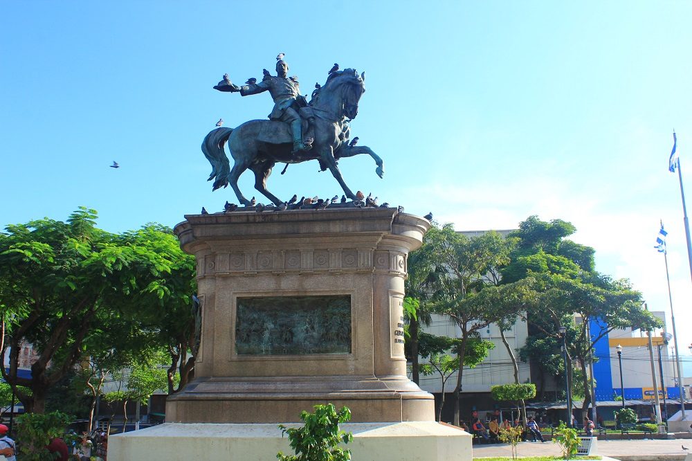 San Salvador main squaire
