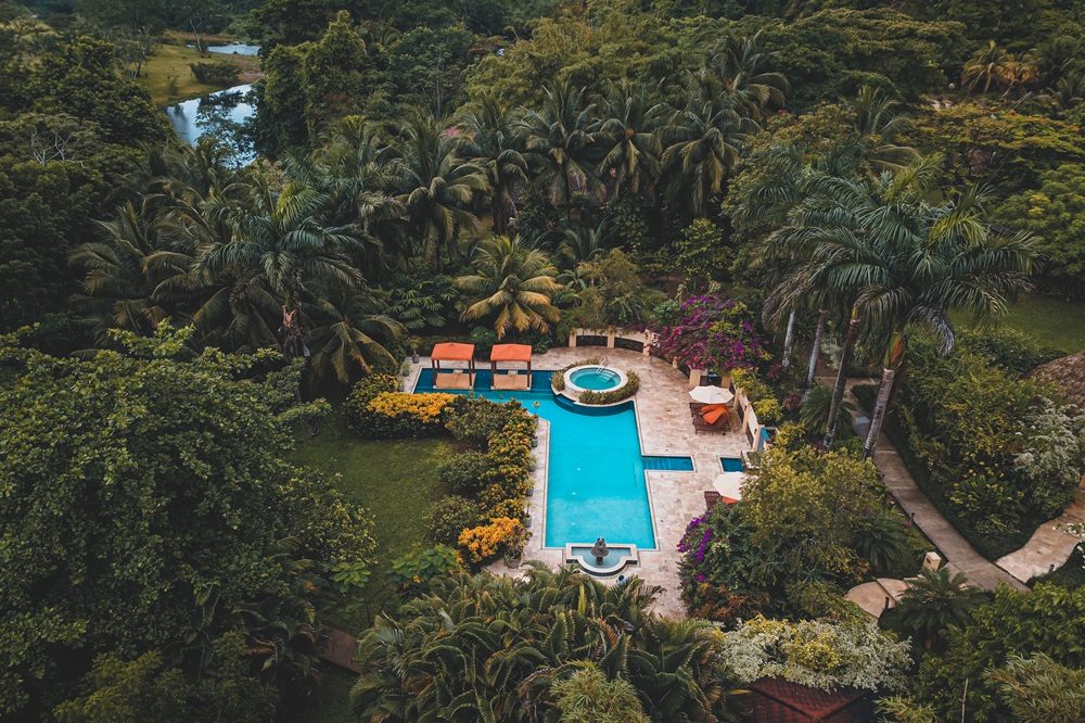 St Herman’s Blue Hole National Park Lodge Belize Huwelijksreis St Herman's Blue Hole National Park Lodge Belize Huwelijksreis