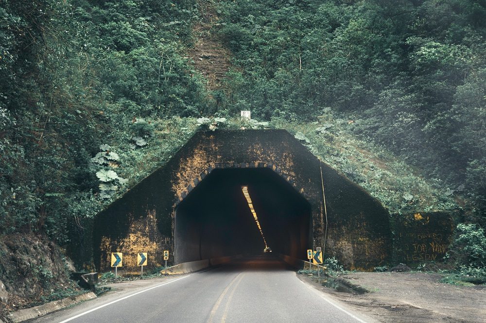 Tunnel braulio national park