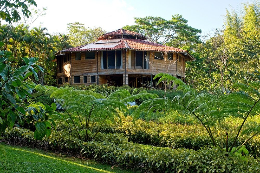 carara vogel lodge costa rica