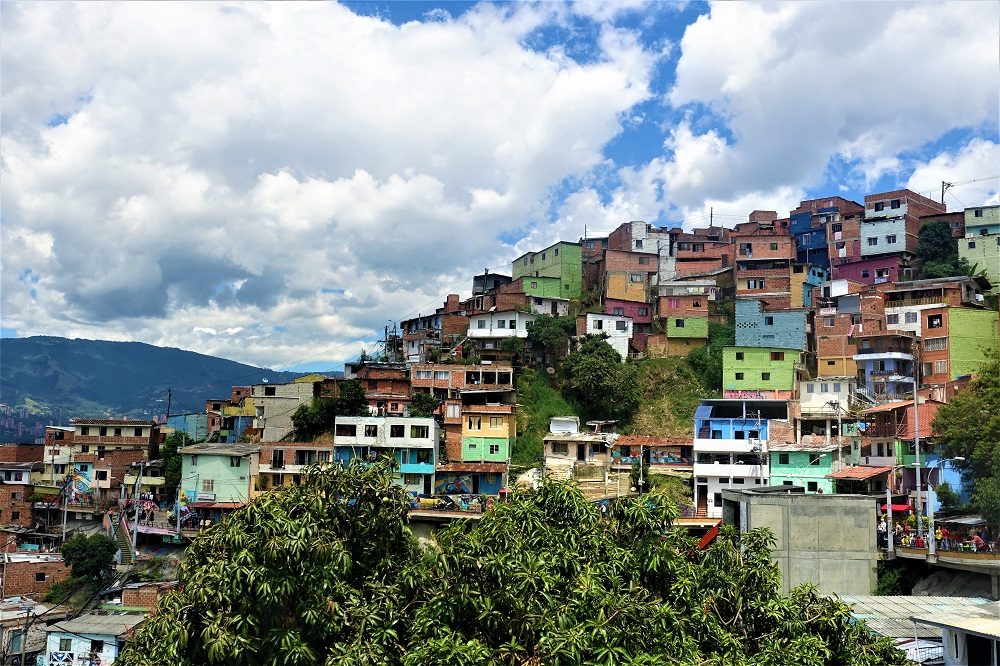 comuna 13 medellin colombia