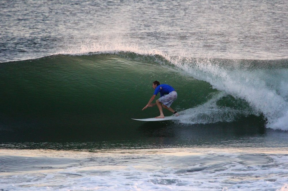 el cuco surfen rondreis el salvador