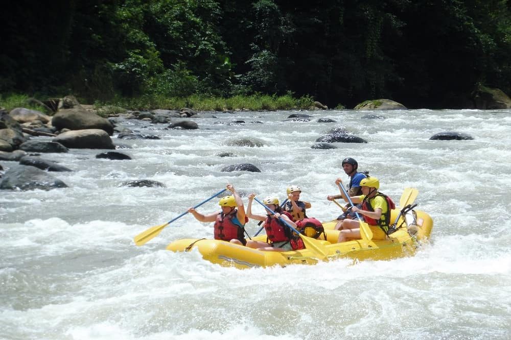familiereis costa rica raften 1 familiereis costa rica raften 1