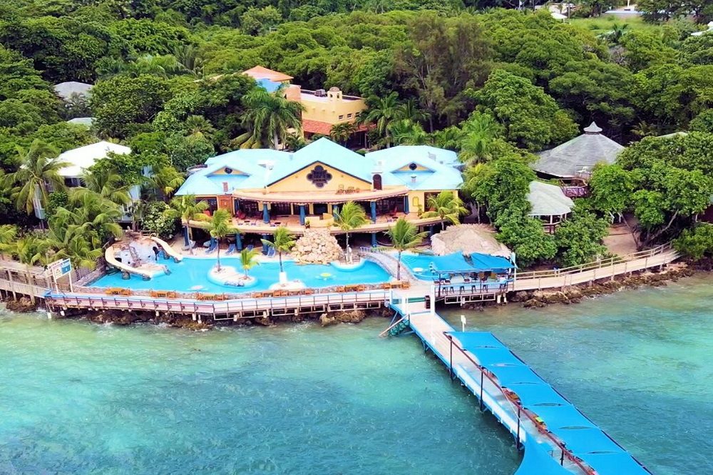 roatan hotel