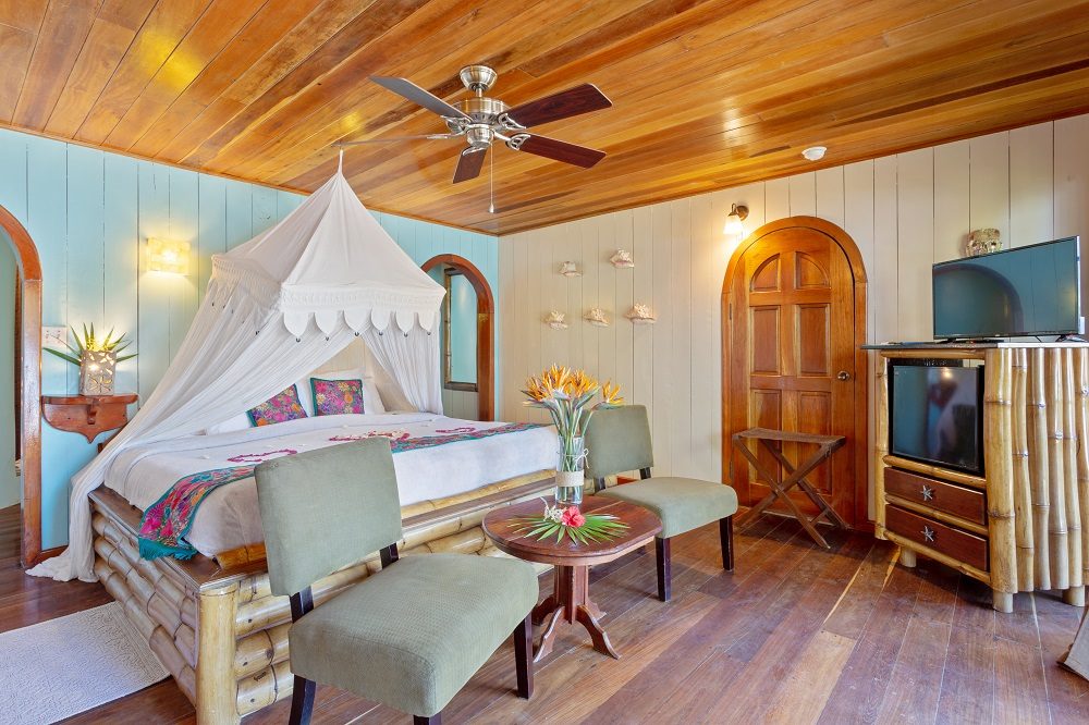 kamer ambergris caye 1