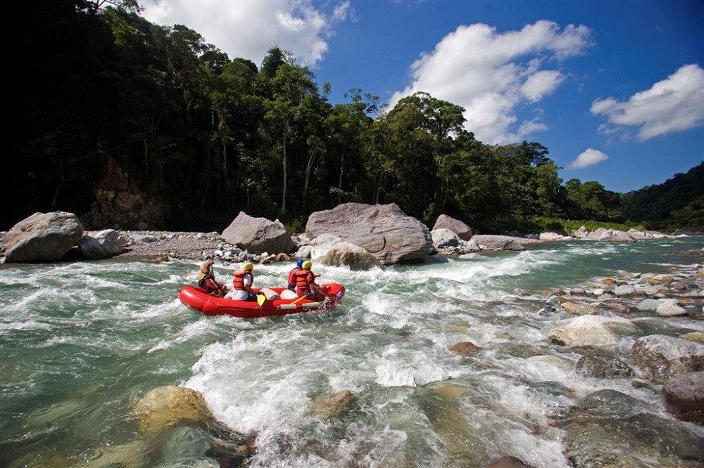 lodge la ceiba rafting