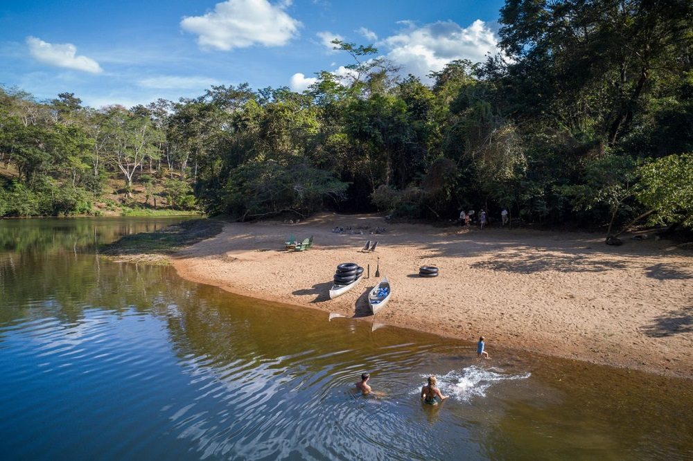 macal rivier strand macal rivier strand