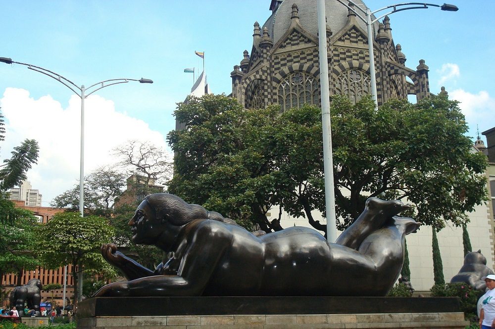 plaza botero medellin colombia