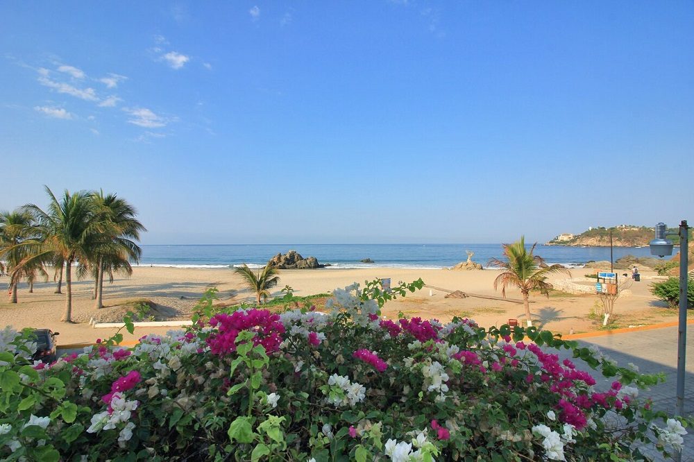 strand van hotel puerto escondido