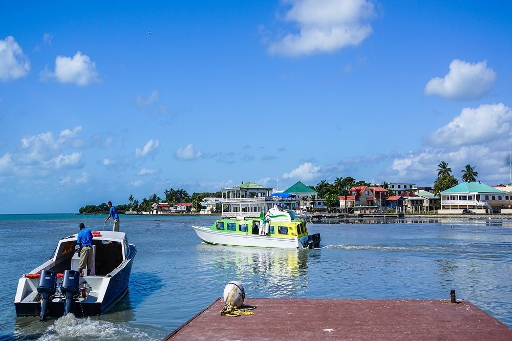 watertaxi belize 1