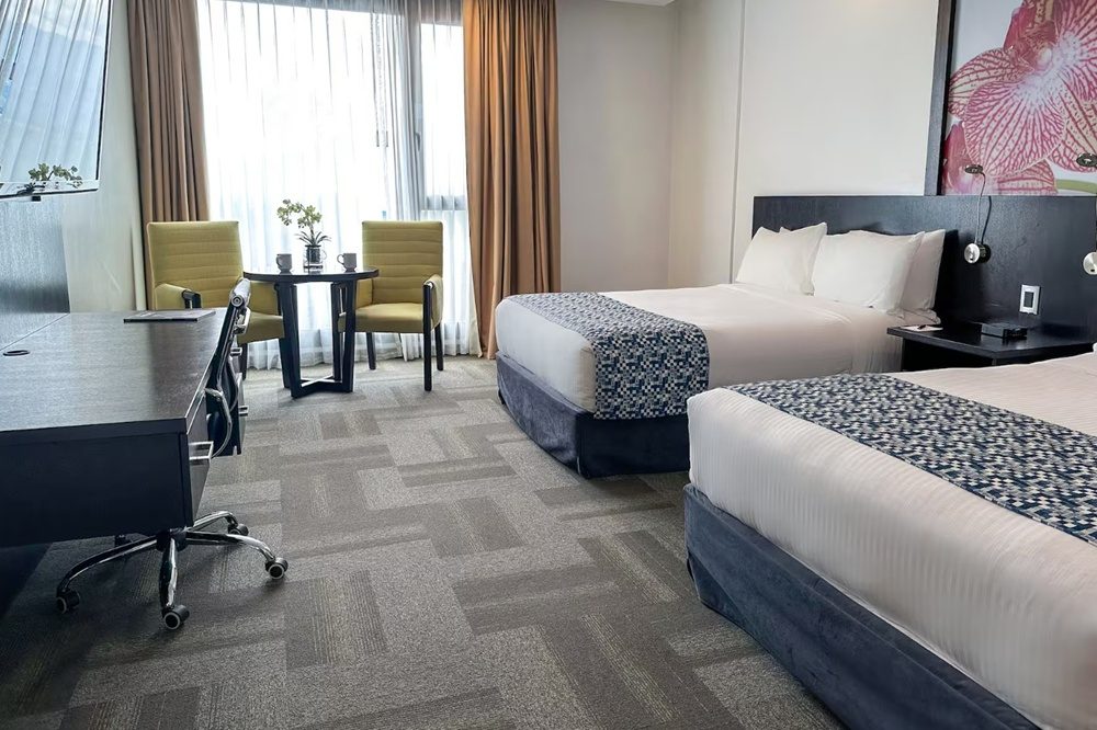 wyndham quito airport