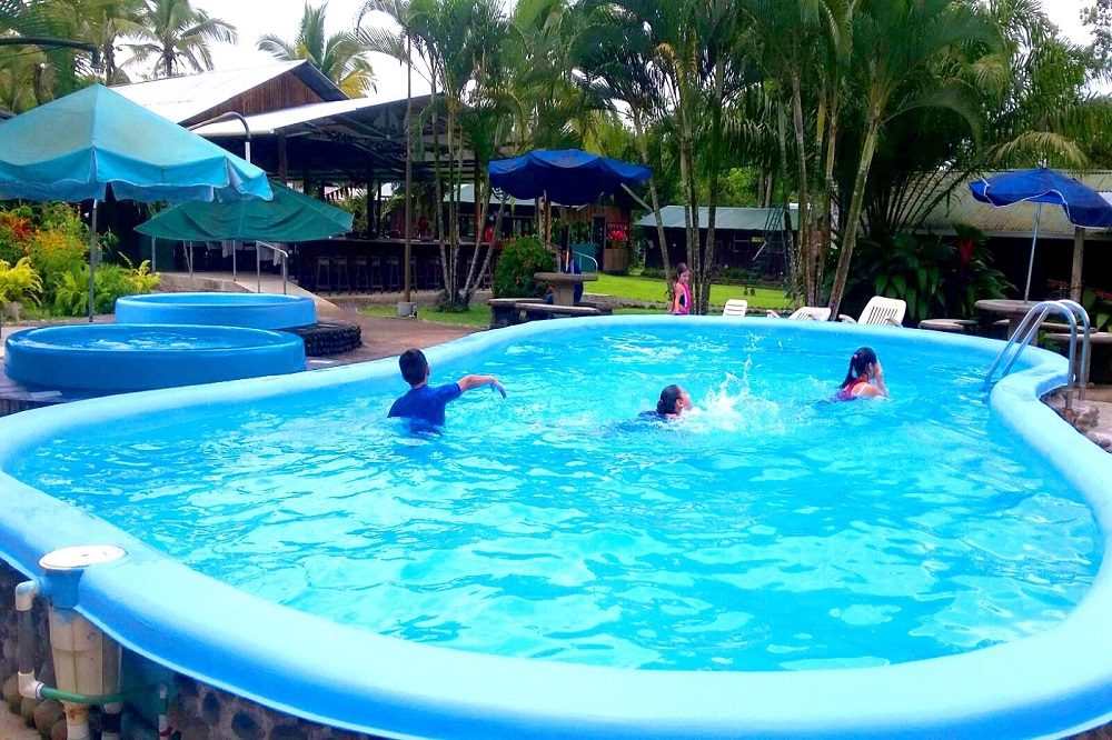 zwembad lokaal zwembad lokaal