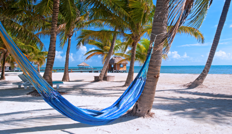 luxe reis belize strand ambergris caye