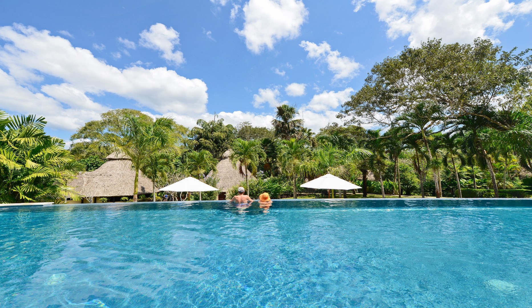 zwembad san ignacio luxe reis belize